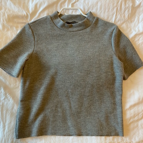 Zara Top - Picture 1 of 3